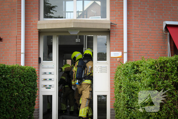 Brandweer ventileert woning na vergeten pannetje op het vuur