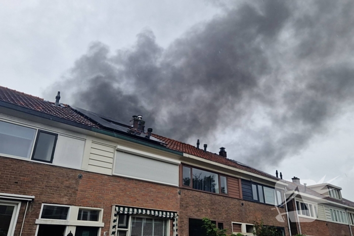 Uitslaande brand verwoest schuur