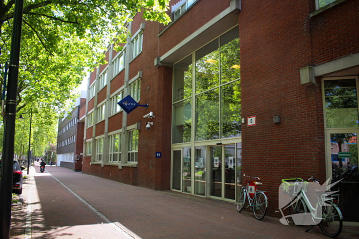Drie politiebureaus in Leiden voor 24 uur gesloten