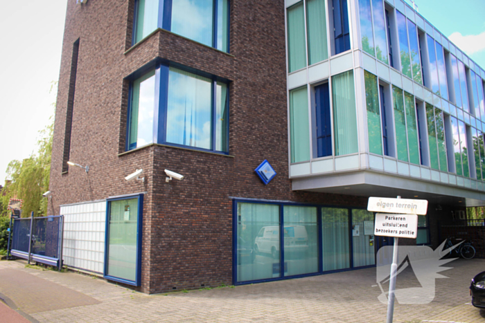 Drie politiebureaus in Leiden voor 24 uur gesloten