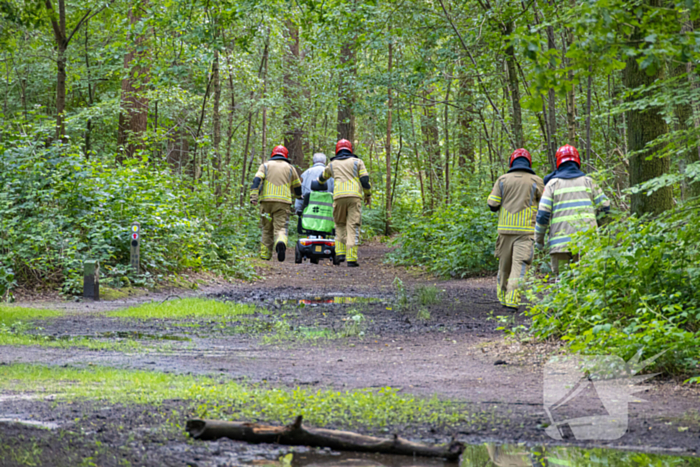 Brandweer schiet vastzittende scootmobieler te hulp