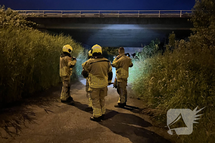 Gedumpte vaten met afval van mogelijke wietplantage aangetroffen