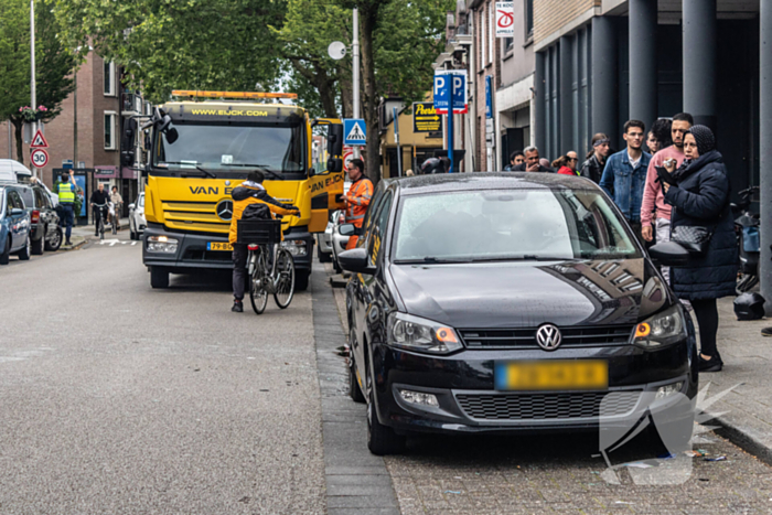 Motorrijder hard ten val na parkeeractie automobilist