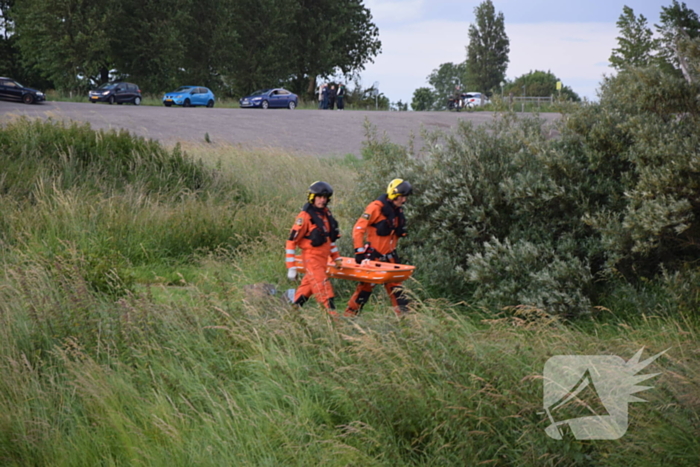 Lichaam 51-jarige vermiste surfer na urenlange zoektocht gevonden