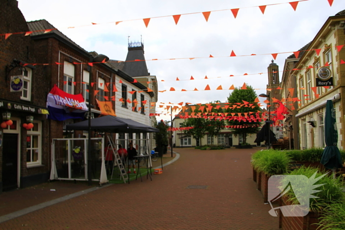 Straat kleurt oranje voor eerste EK-duel