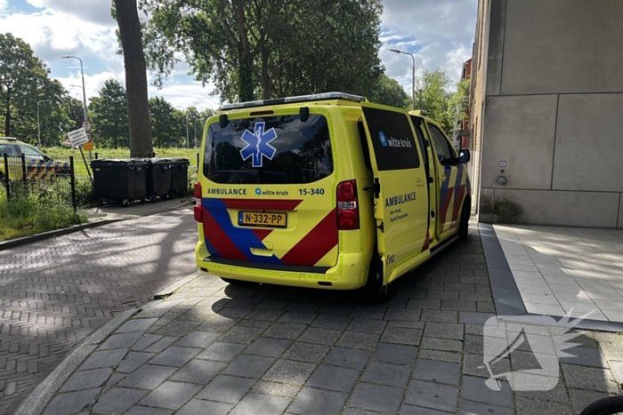 Veel hulpdiensten aanwezig voor vermoedelijke gaslek Vermeertoren