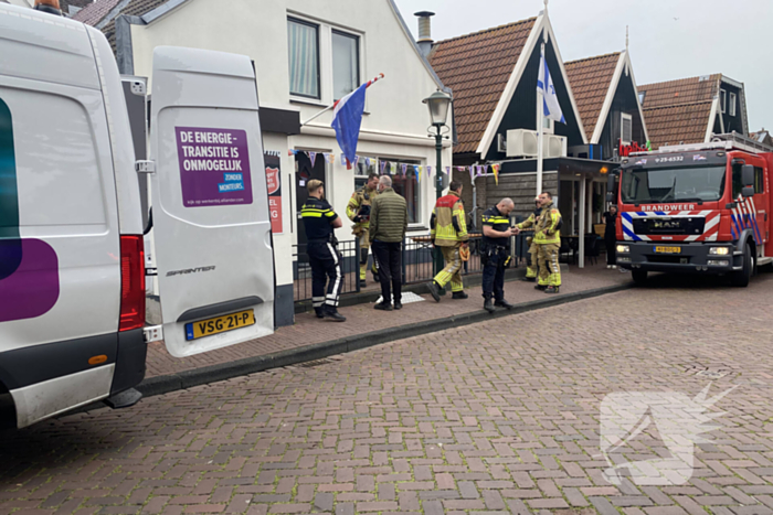 Monteur ruikt gas en alarmeert brandweer