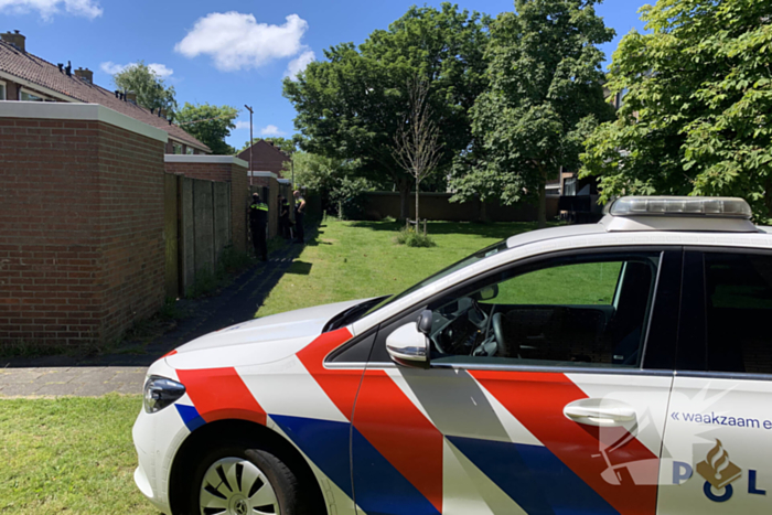 Politie valt woning binnen na incident