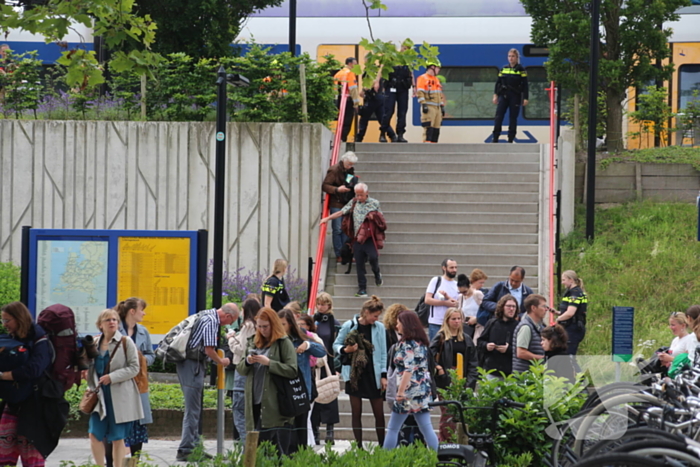 Persoon zwaargewond bij aanrijding met trein