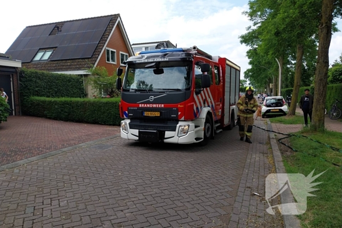 Brand op dak van garage