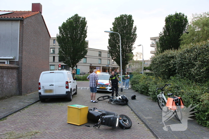 Fietser gewond bij aanrijding met bezorgscooter