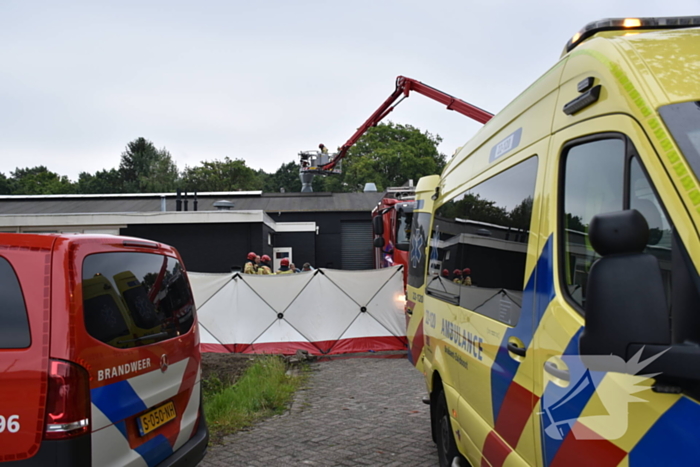 Gewonde bij brand in bedrijfshal