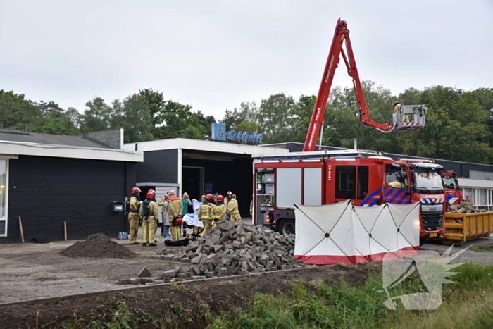 Gewonde bij brand in bedrijfshal