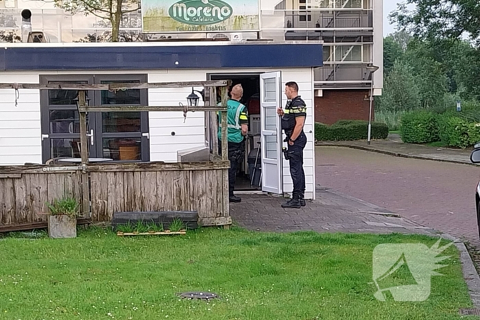 Overval met messen bij snackbar