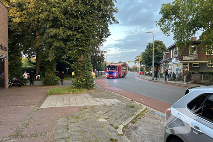 Veel hulpdiensten aanwezig bij woningbrand