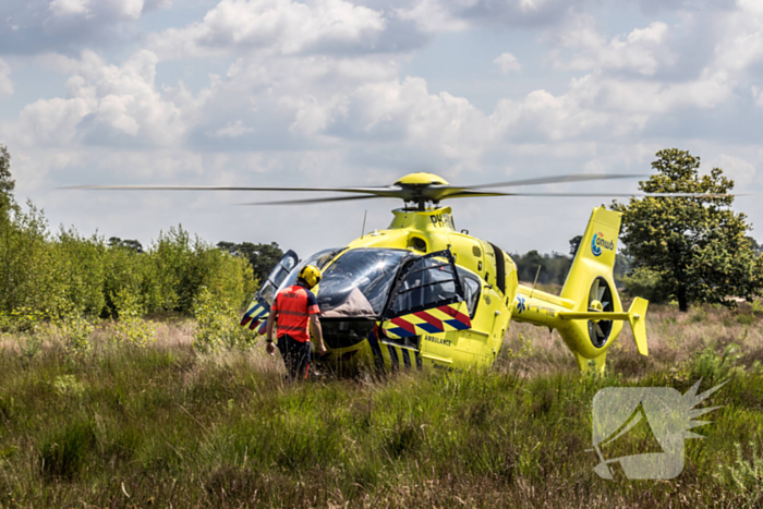 Traumahelikopter landt midden in natuurgebied