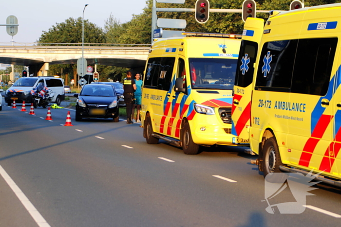 Gewonde bij botsing tussen auto's