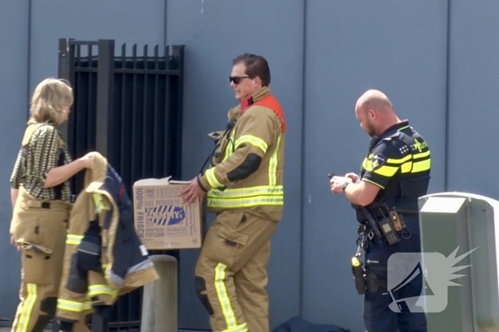 Brandweer controleert rookontwikkeling bij popcornfabriek