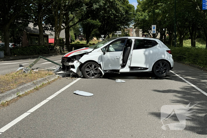 Ravage en gewonde na crash met auto