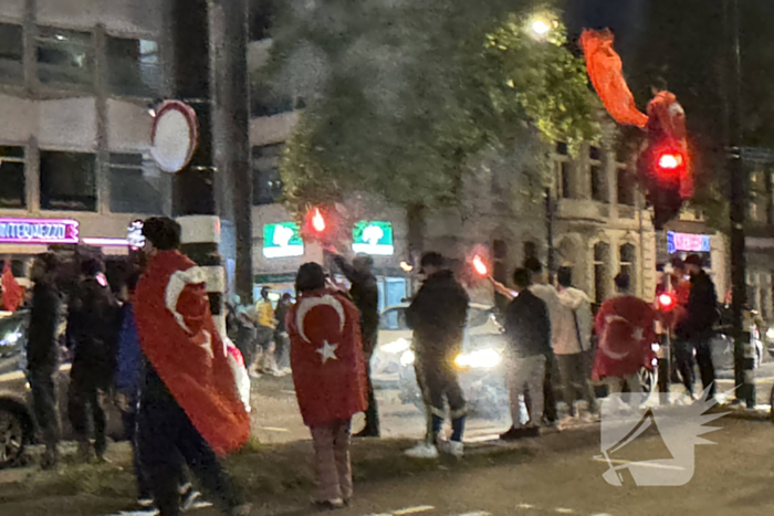 Kruising bezet door Turken na EK-winst