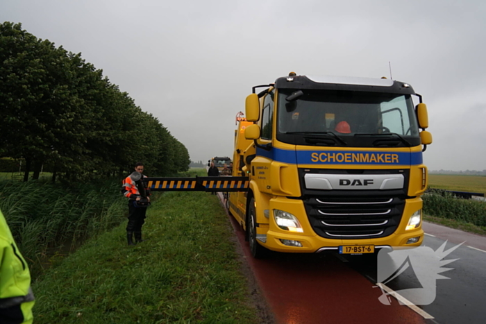 Automobilist verliest macht over het stuur en belandt in de sloot