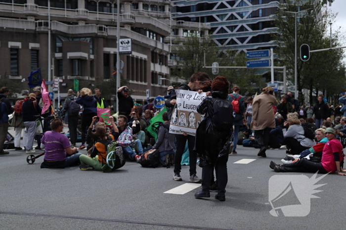 XR-demonstranten pogen opnieuw snelweg te blokkeren