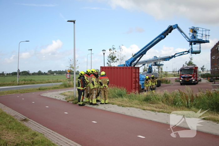 Steigerdelen dreigen weg te waaien