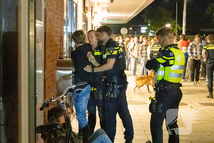 Aanhoudingen tijdens onrust bij café