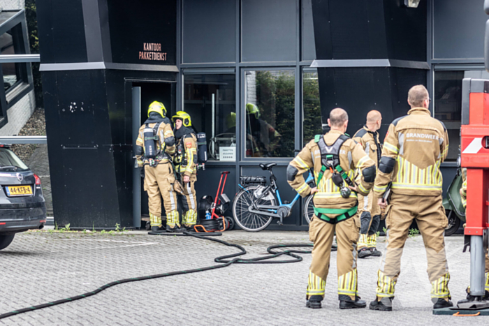 Brandweer ingezet voor brand bij metaalbedrijf