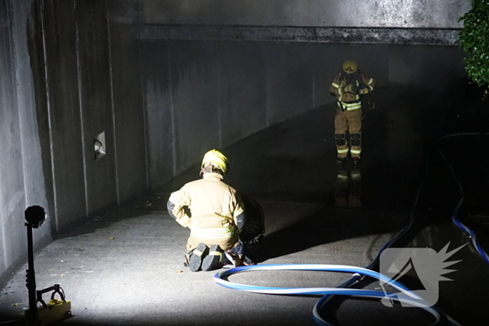 Brand in parkeergarage zorgt voor veel rookontwikkeling