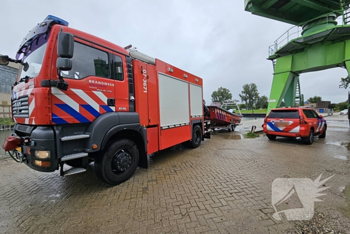 Grote zoektocht in water na aantreffen rollator