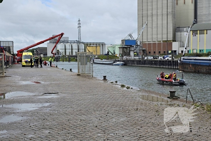 Grote zoektocht in water na aantreffen rollator