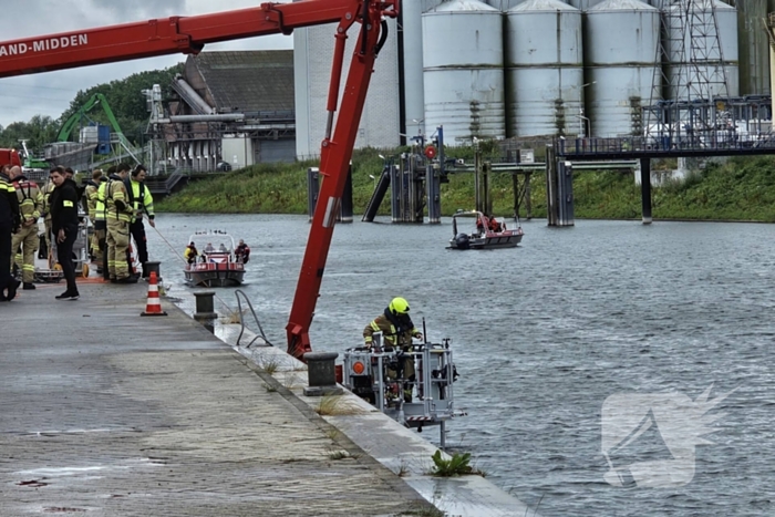 Grote zoektocht in water na aantreffen rollator