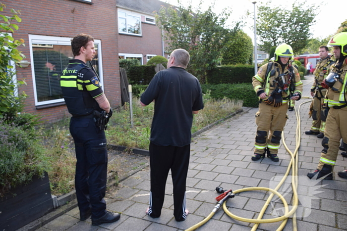 Pan op het vuur veroorzaakt brandweer-inzet