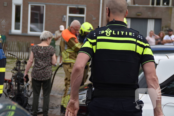 Scooter volledig verwoest door brand