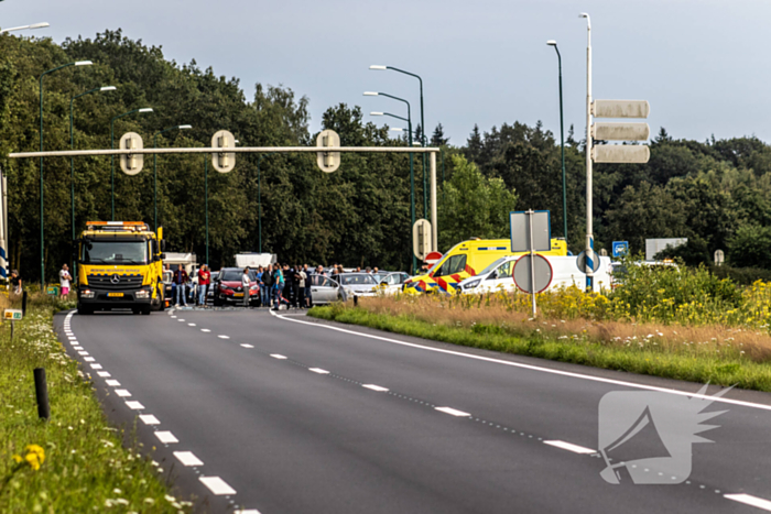 Meerdere voertuigen betrokken bij aanrijding