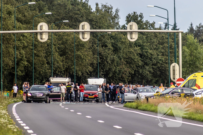 Meerdere voertuigen betrokken bij aanrijding