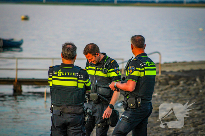 Grote zoekactie nadat getuigen iets uit de lucht zien vallen