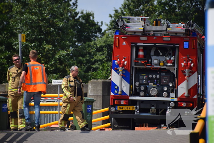 Container in brand bij milieustraat