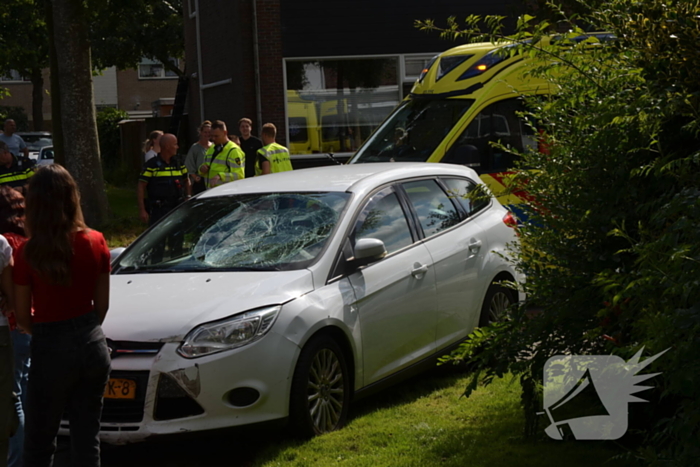 Flinke schade bij aanrijding met auto