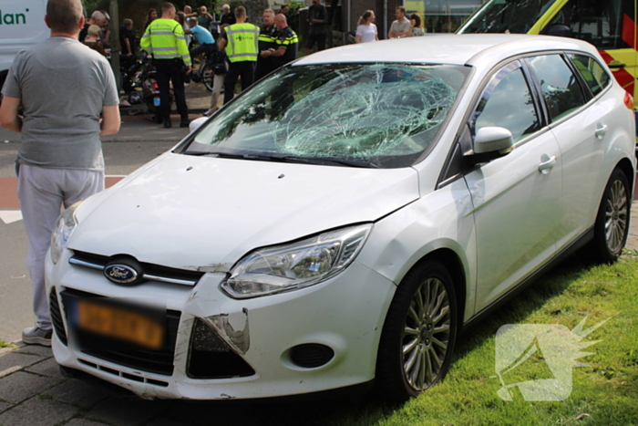 Flinke schade bij aanrijding met auto