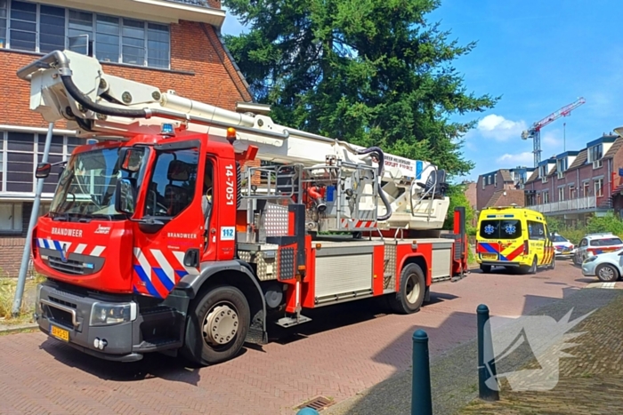 Voorbijganger ontdekt brand in flat