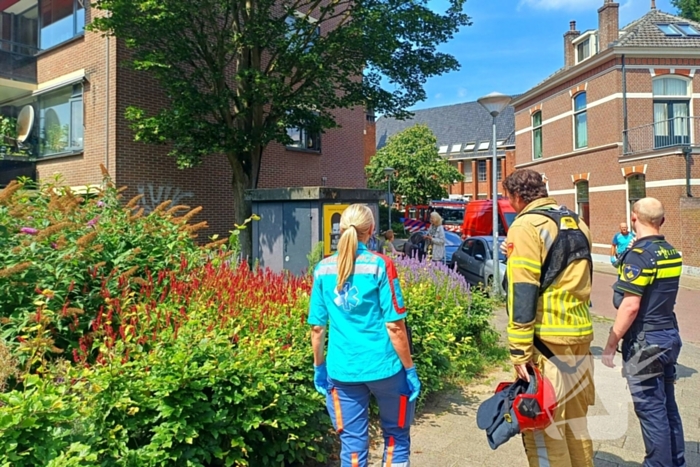 Voorbijganger ontdekt brand in flat