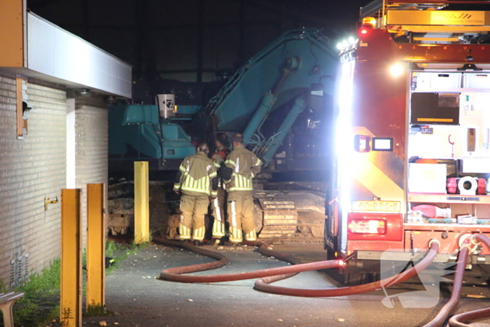 Schuur verwoest door uitslaande brand