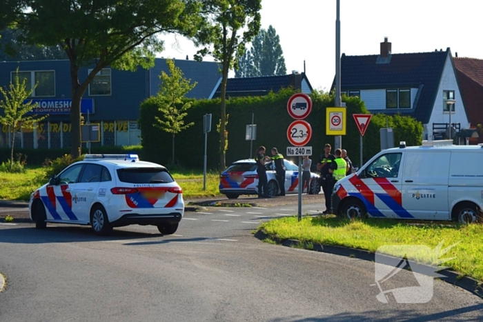 Fietser zwaargewond bij aanrijding met auto