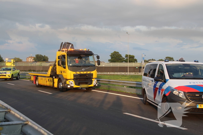 Motorrijder gewond na valpartij, weg afgesloten