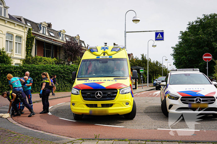 Fietser onderuit door slecht wegdek