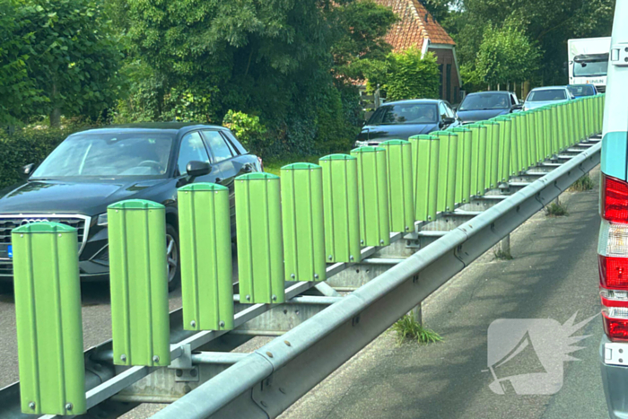 Enorme verkeershinder door vrachtwagen met pech