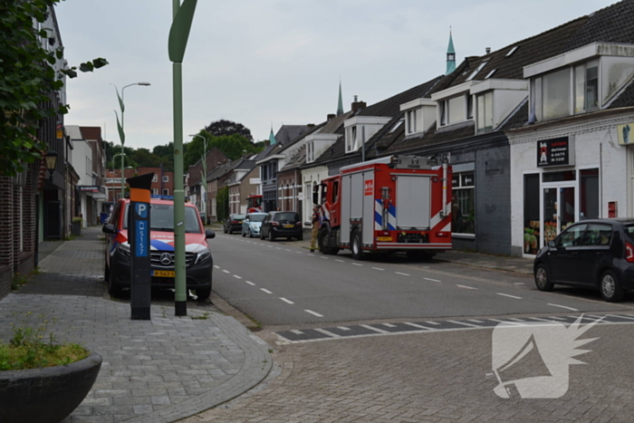 Flinke brand bij autobedrijf