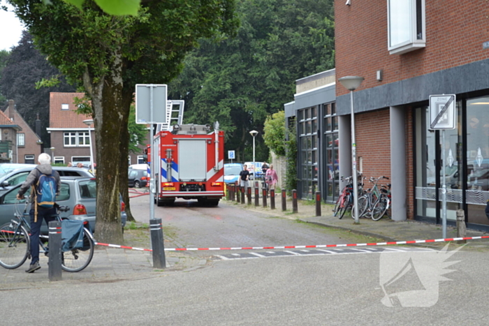 Flinke brand bij autobedrijf